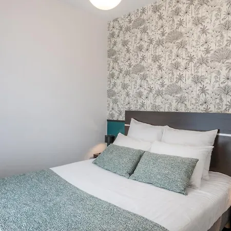 Nemea Centre Aparthotel 3*