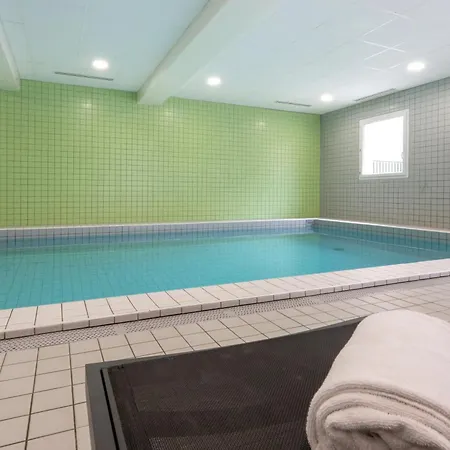 Aparthotel Nemea Centre 3*